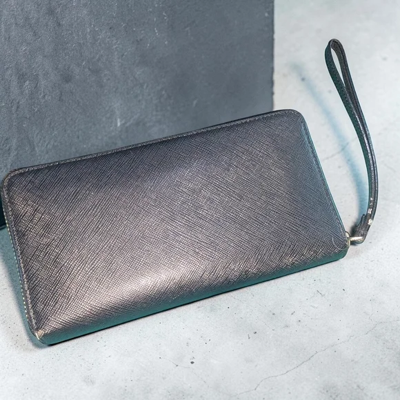 kate spade new york Cameron Street Lacey Leather Wallet - Picture 2 of 15